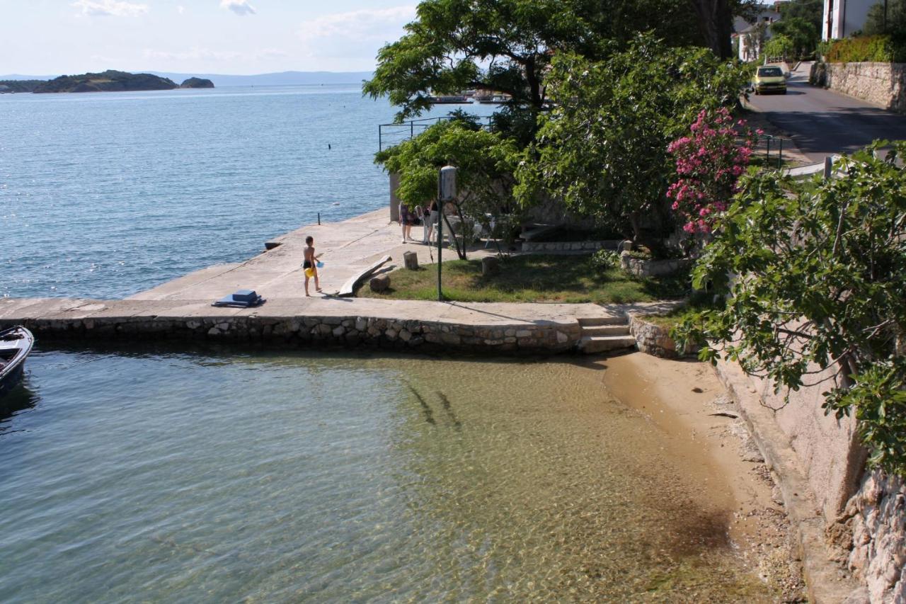 Apartments And Rooms By The Sea Supetarska Draga - Gornja, Rab - 11579 Εξωτερικό φωτογραφία