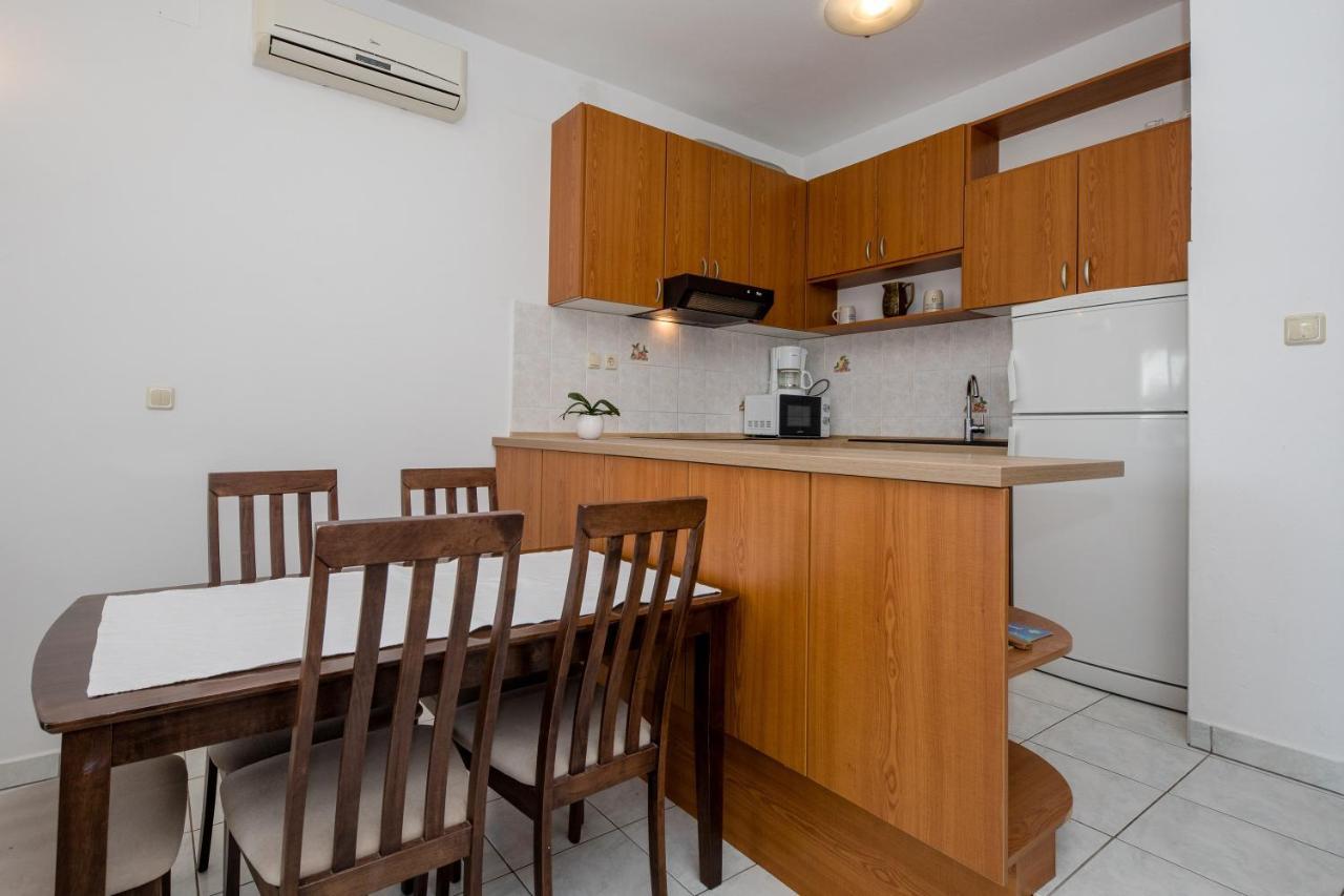 Apartments And Rooms By The Sea Supetarska Draga - Gornja, Rab - 11579 Εξωτερικό φωτογραφία