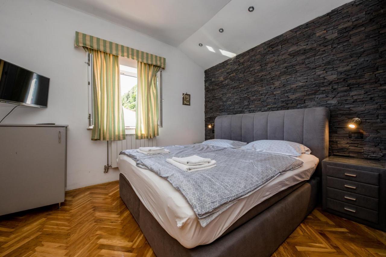 Apartments And Rooms By The Sea Supetarska Draga - Gornja, Rab - 11579 Εξωτερικό φωτογραφία